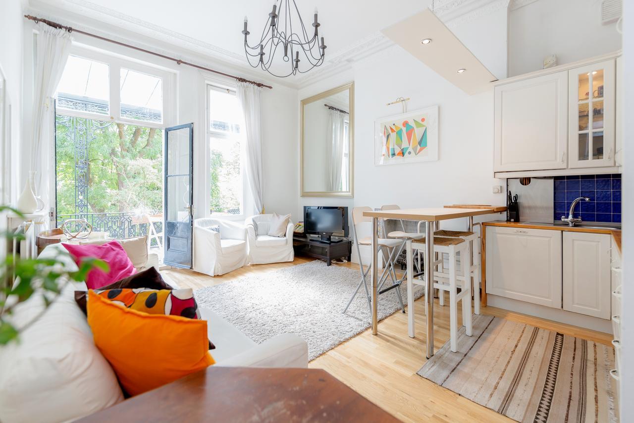 Earls Court Apartments By Basetogo Londen Buitenkant foto