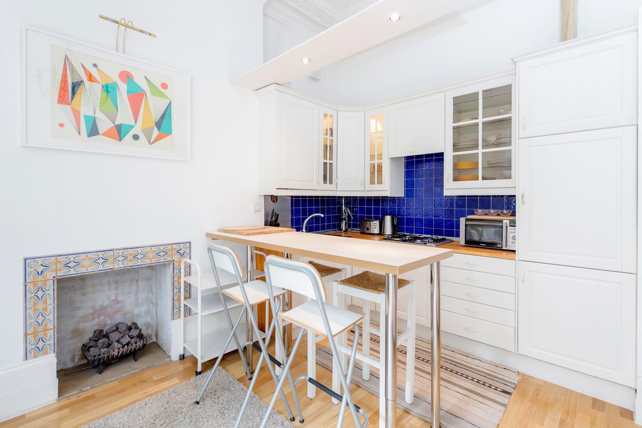 Earls Court Apartments By Basetogo Londen Buitenkant foto