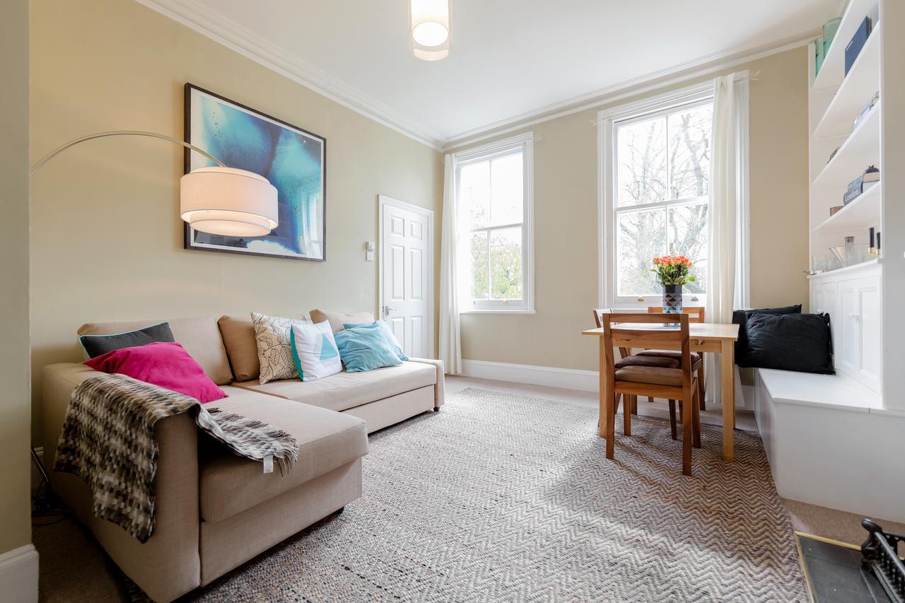 Earls Court Apartments By Basetogo Londen Buitenkant foto